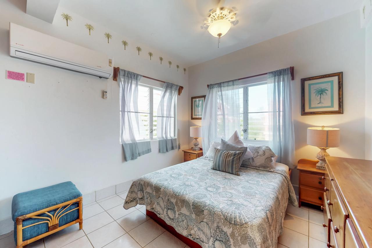 Palm @ Caribe Island Apartment San Pedro  Bagian luar foto
