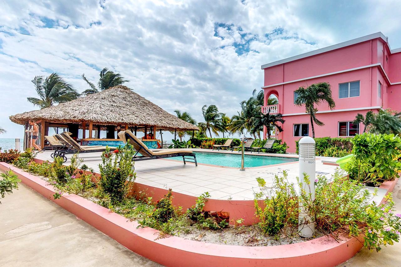 Palm @ Caribe Island Apartment San Pedro  Bagian luar foto