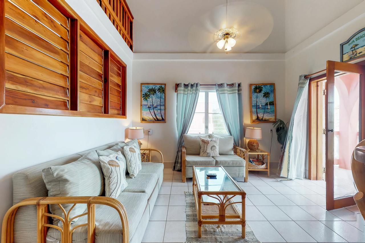 Palm @ Caribe Island Apartment San Pedro  Bagian luar foto