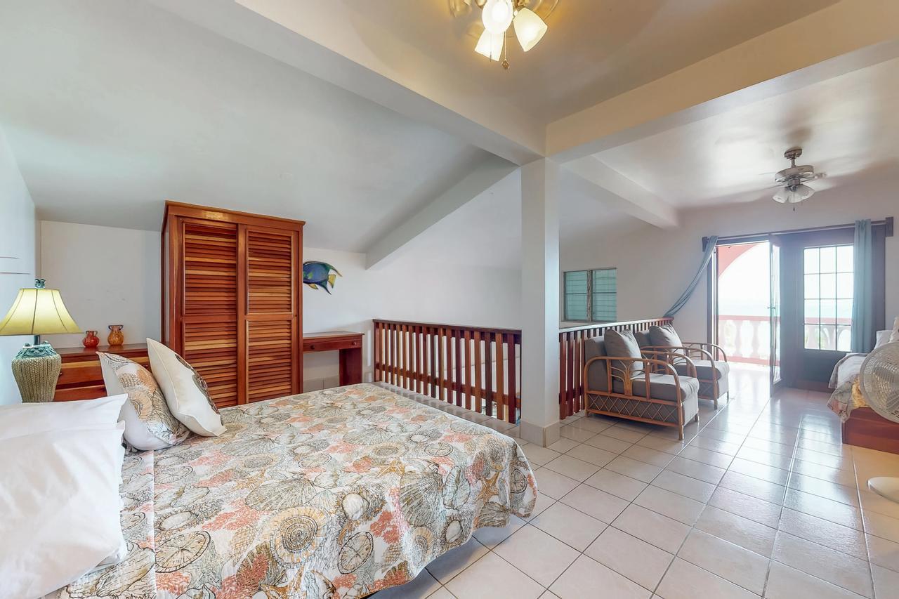 Palm @ Caribe Island Apartment San Pedro  Bagian luar foto
