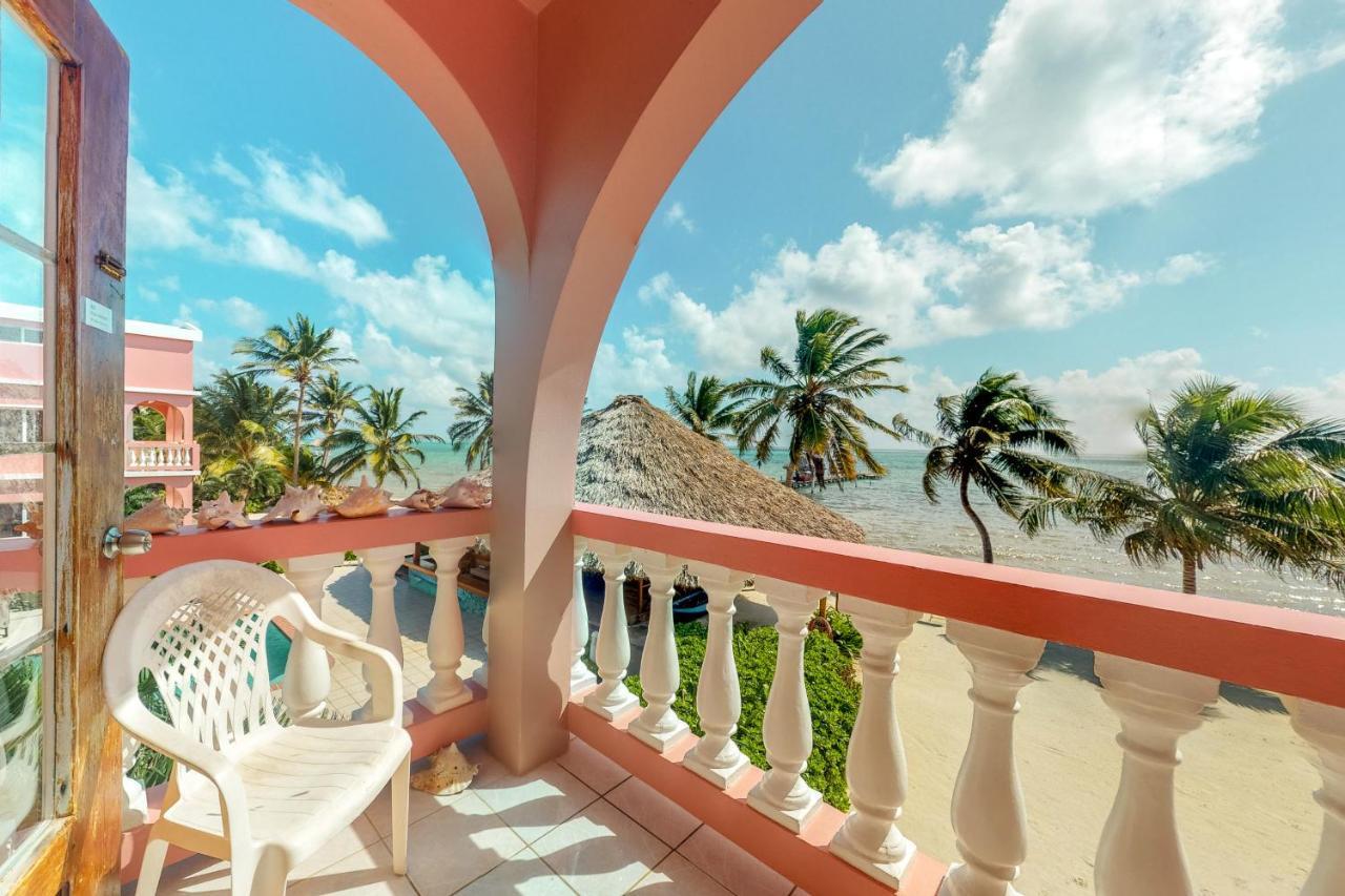Palm @ Caribe Island Apartment San Pedro  Bagian luar foto