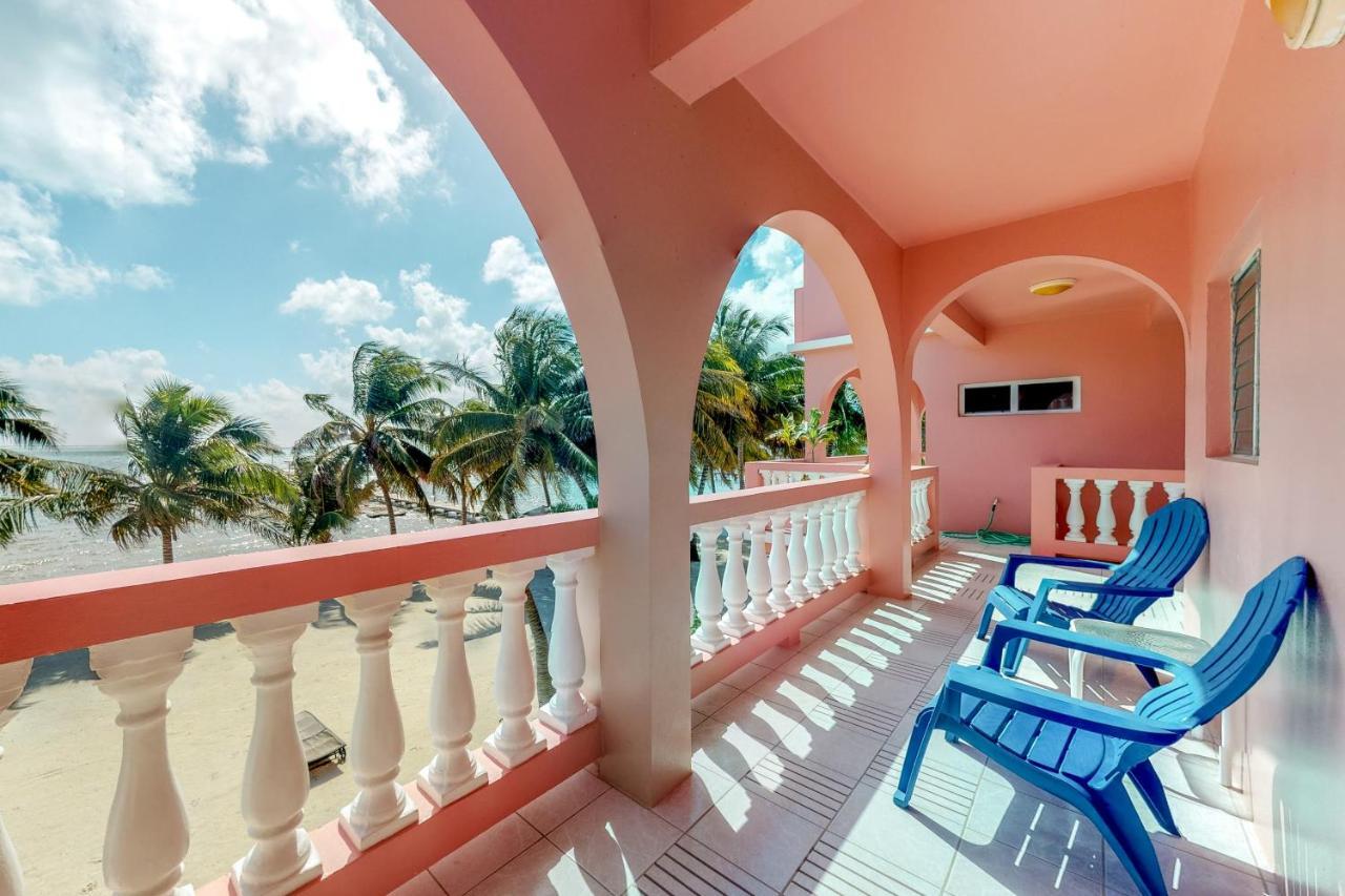 Palm @ Caribe Island Apartment San Pedro  Bagian luar foto